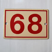 Punainen emalikyltti - 68